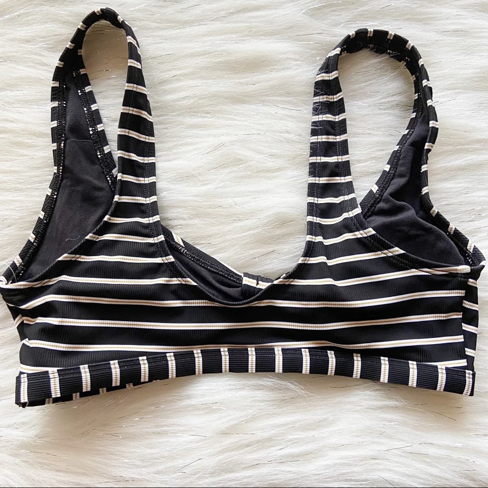 NEW Body Glove May Black Striped Tie Front Bralette Bikini Top Size Small S - Picture 5 of 7